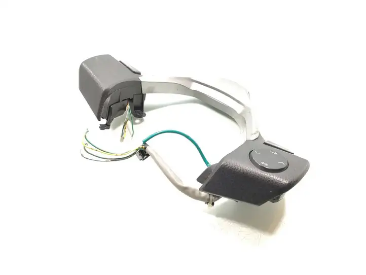 Toyota Auris E180 (2012 - 2018) F70CS1323 Кнопки на рулевом колесе — фото 2