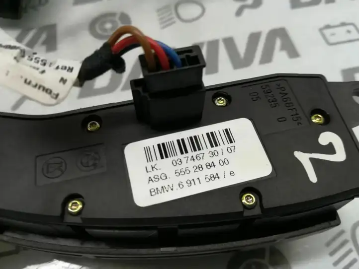 BMW 7 E65 E66 (2001 - 2008) 6911584 Кнопки на рулевом колесе — фото 4