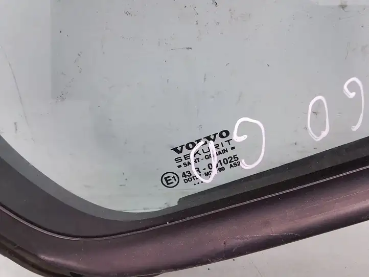 Volvo S60 (2000 - 2004) 43R001025 Форточка двери — фото 3