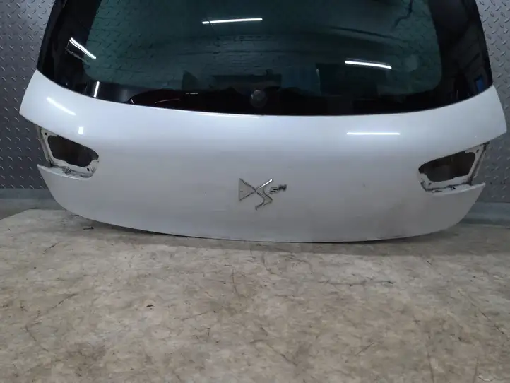 Citroen DS5 (2011 - 2018) 9667063780 Крышка багажника — фото 2