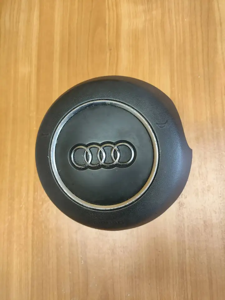 Audi A6 C7 (2011 - 2014) 4G0880201F Подушка безопасности руля — фото 1