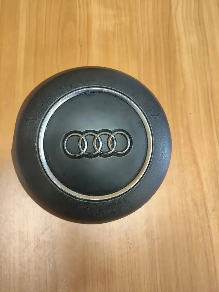 Audi A6 C7 (2011 - 2014) 4G0880201F Подушка безопасности руля — фото 3