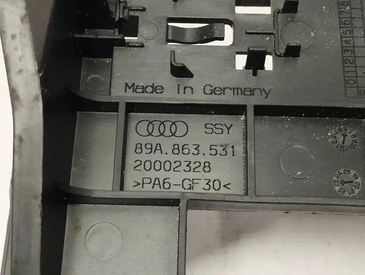 Audi Q4 Sportback e-tron (2021 - ) 89A863531 Прочие детали салона — фото 3