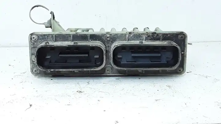 Opel Zafira B (2003 - 2006) 24462346 Реле вентилятора охлаждения — фото 3