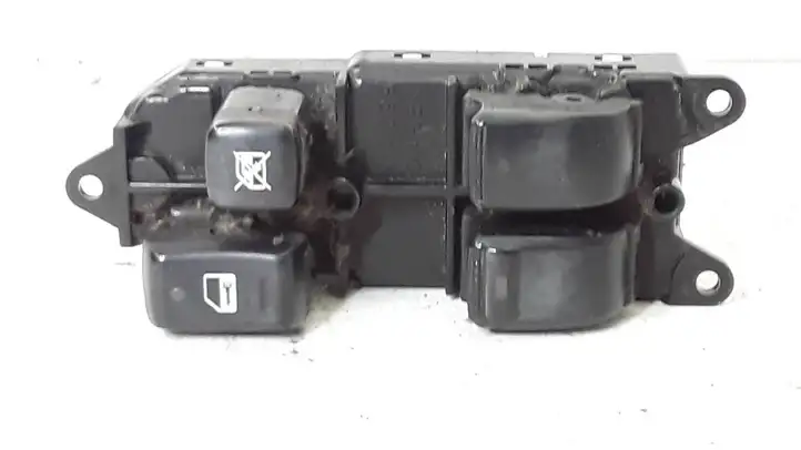 Toyota Corolla E120 E130 (2000 - 2004) 8404012020 Кнопка стеклоподъемников — фото 1