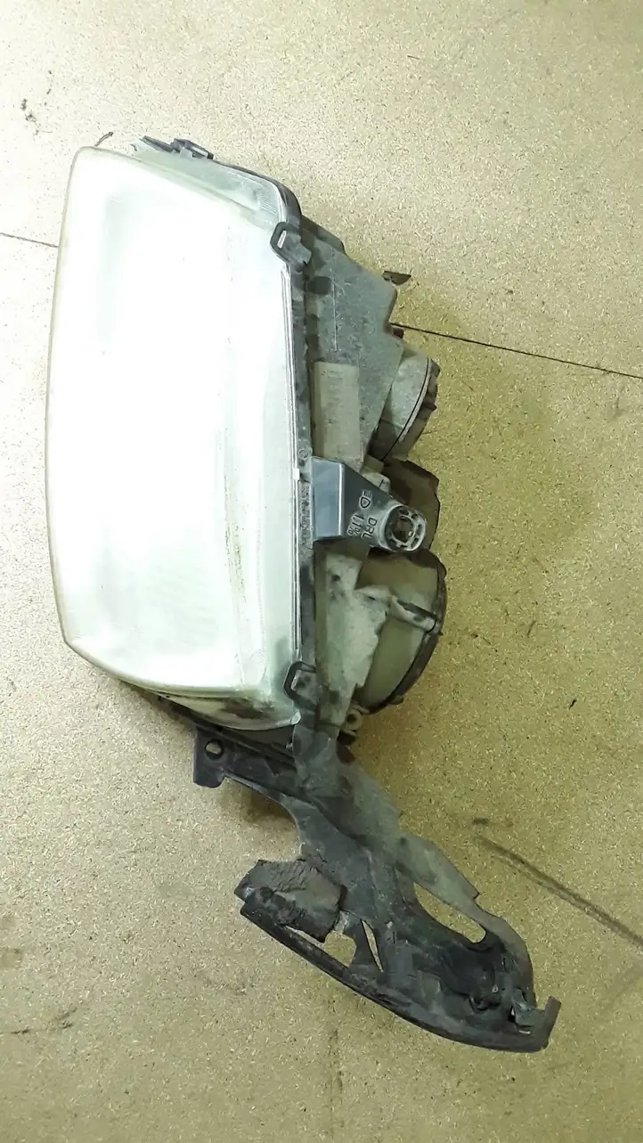 Saab 9-5 (1998 - 2005) 89006241 Передняя фара — фото 3
