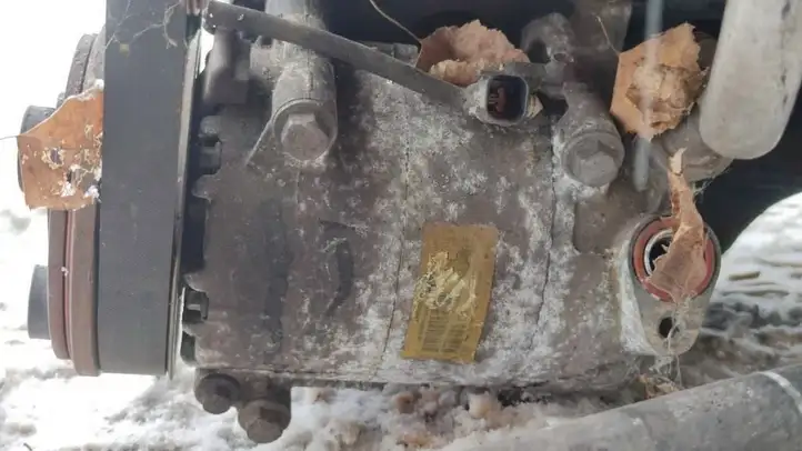 Ford C-MAX I (2003 - 2007) 1677171 Компрессор (насос) кондиционера воздуха — фото 3