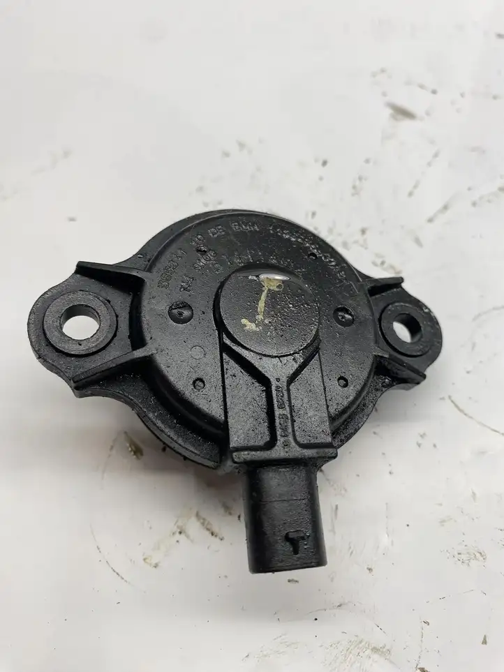 BMW 3 F30 F35 F31 (2012 - 2018) 752501407 Датчик коленвала — фото 3