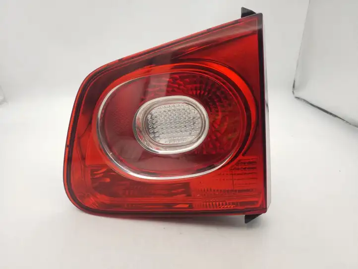 Volkswagen Tiguan (2007 - 2011) 5N0945094B Задний фонарь в крышке багажника — фото 4