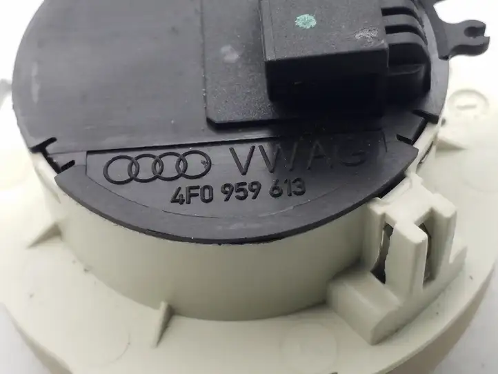 Audi A6 S6 C6 4F (2008 - 2011) 4F0959613 Включатель раздвижной крыши — фото 3