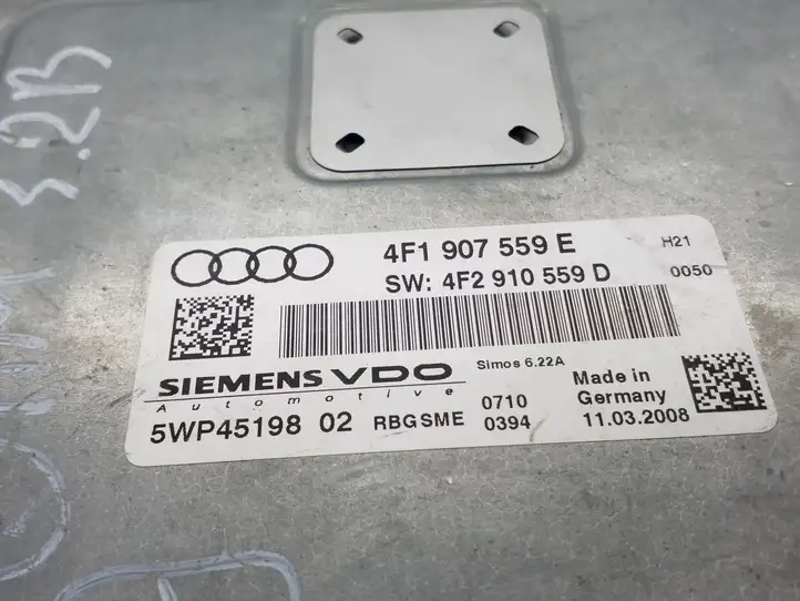 Audi A6 S6 C6 4F (2004 - 2008) 4F1907559E Блок управления двигателем (ECU) — фото 3