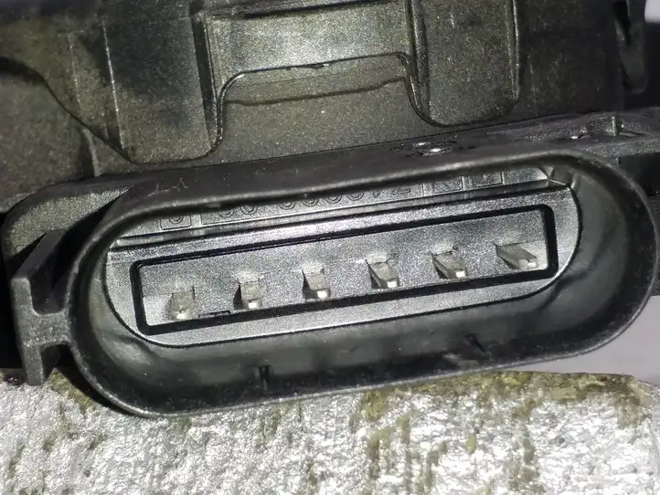 Volvo S60 (2010 - 2013) 31329062 Педаль акселератора — фото 4