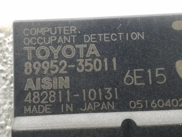 Toyota Prius (XW20) (2003 - 2009) 8995235011 Прочие датчики — фото 3