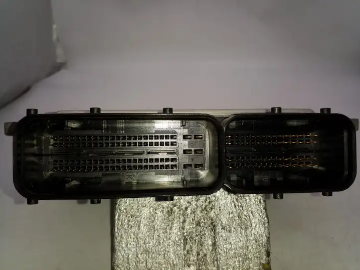 Opel Astra J (2009 - 2012) 55590420 Блок управления двигателем (ECU) — фото 4