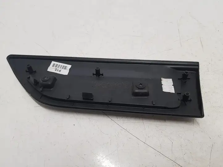 Kia Soul (2016 - 2019) 87774B2100 Эмблема модели — фото 3