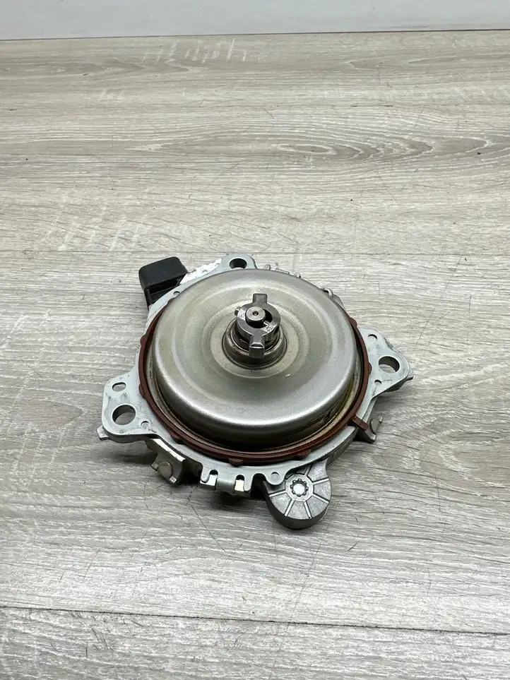 Toyota RAV 4 (XA50) (2018 - ) 1309025010 Датчик распредвала — фото 1