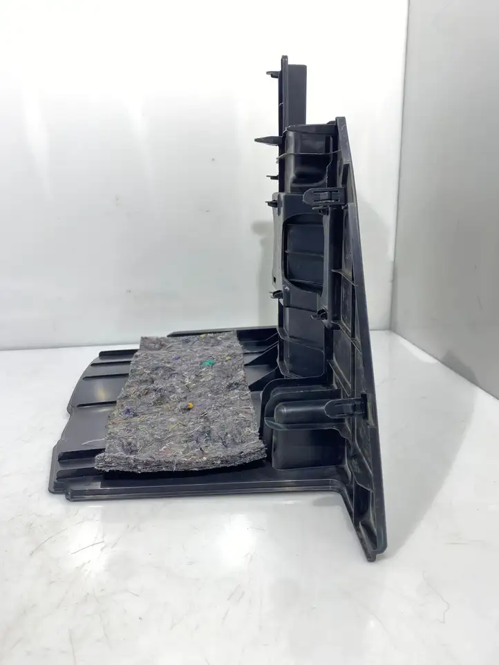 Toyota RAV 4 (XA40) (2012 - 2018) 6474242020 Крышка ящика аккумулятора — фото 8