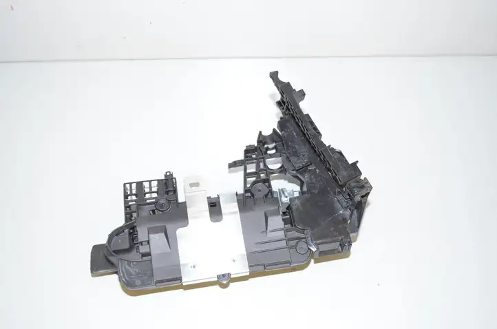 BMW i4 (2021 - ) 5A25811 Крепление наружной ручки передней двери — фото 4