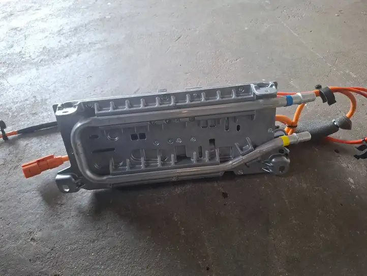 Volvo V60 (2013 - 2018) 31394702 Модуль беспроводной зарядки — фото 7