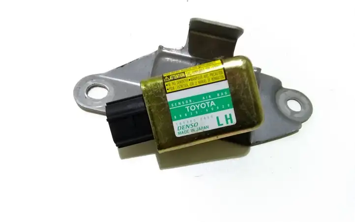 Toyota Land Cruiser (J120) (2002 - 2009) 8983060020 Датчик удара SRS — фото 1