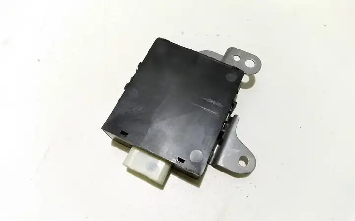 Toyota Land Cruiser (J120) (2002 - 2009) 8953060280 Прочие блоки управления — фото 2