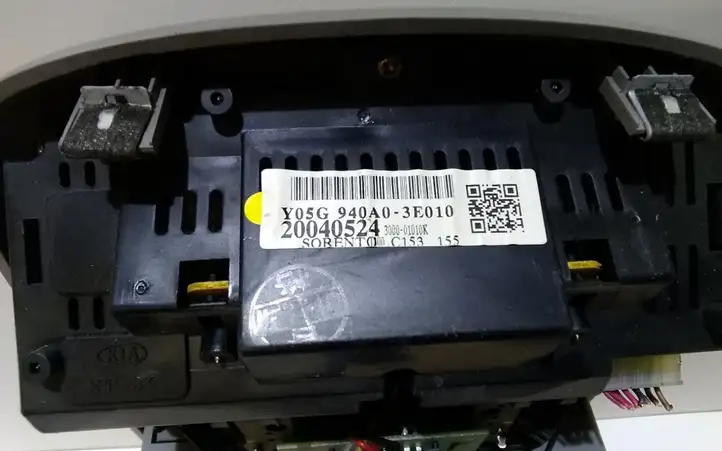 Kia Sorento (2002 - 2006) 940A03E010 Передняя подсветка — фото 3