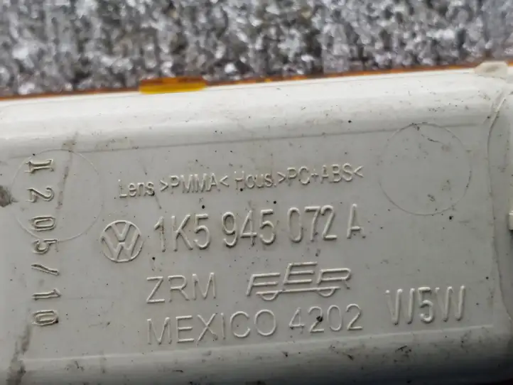Volkswagen Jetta V (2005 - 2010) 1K5945072A Указатель поворота передний — фото 3