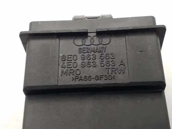 Audi Q7 4L (2005 - 2009) 8E0963563 Включатель обогрева — фото 3