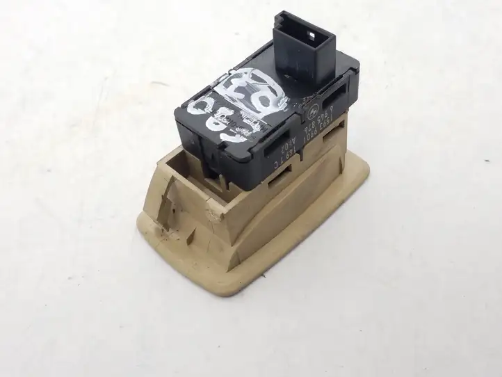 BMW 3 E90 E91 (2005 - 2012) 6945876 Кнопка стеклоподъемников — фото 4