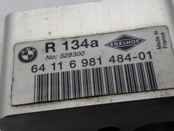 BMW 3 E90 E91 (2005 - 2012) 6981484 Расширительный клапан кондиционера — фото 3