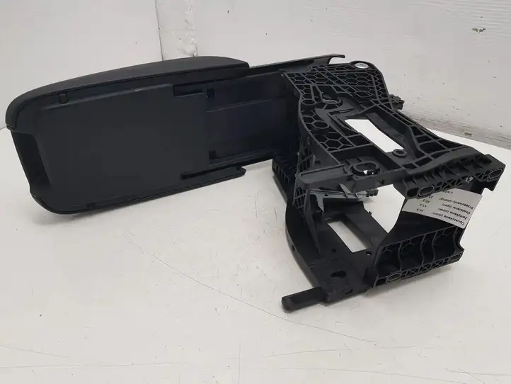 Skoda Kodiaq (2017 - ) 565864207 Подлокотник — фото 7