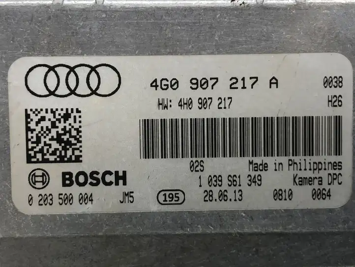Audi A6 C7 (2011 - 2014) 4G0907217A Камера в лобовом стекле — фото 3