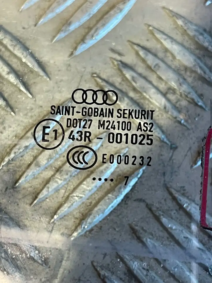 Audi A3/S3 8P (2008 - 2013) 43R001025 Стекло передней двери — фото 3