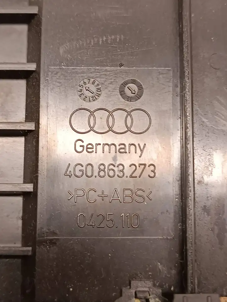 Audi A6 C7 (2011 - 2014) 4G0863273 Накладка передней пепельницы — фото 2