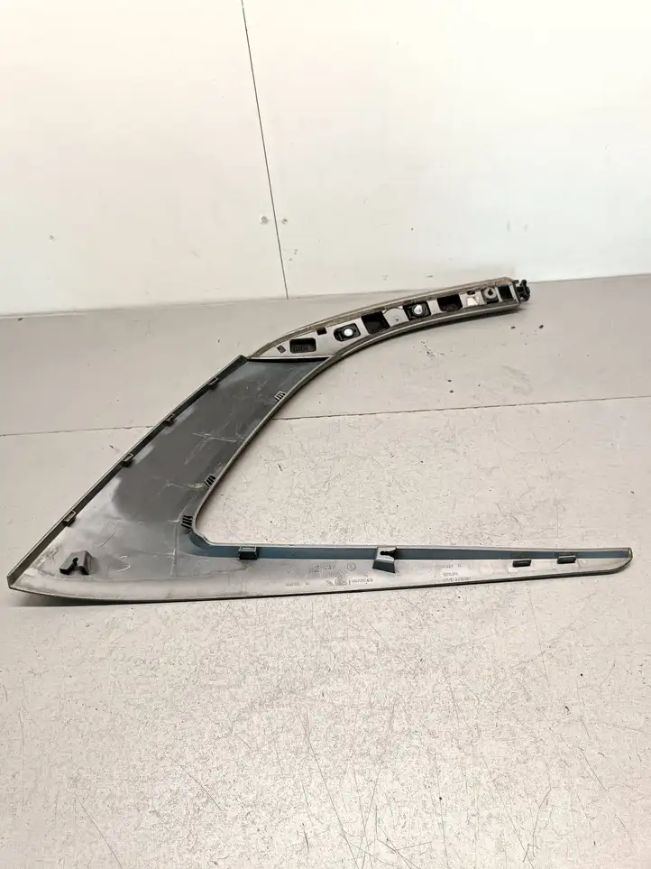 Citroen C4 Grand Picasso (2013 - 2016) 96776509 Облицовка заднего бокового стекла — фото 4