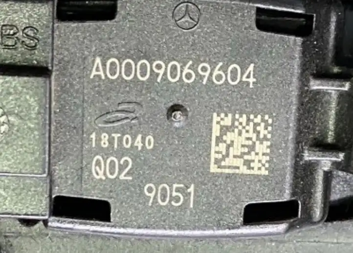 Mercedes-Benz CLS w257 (2018 - ) A2136800091 Бардачок в сборе — фото 9