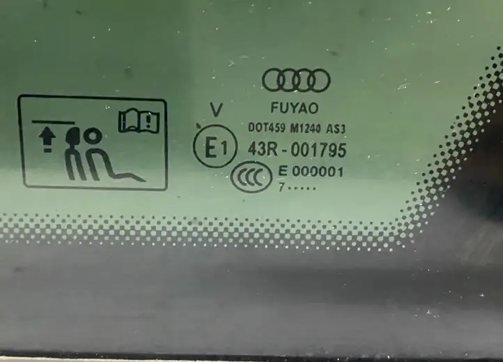 Audi A4 S4 B9 (2015 - 2019) 8W9845298Q Заднее боковое стекло — фото 5