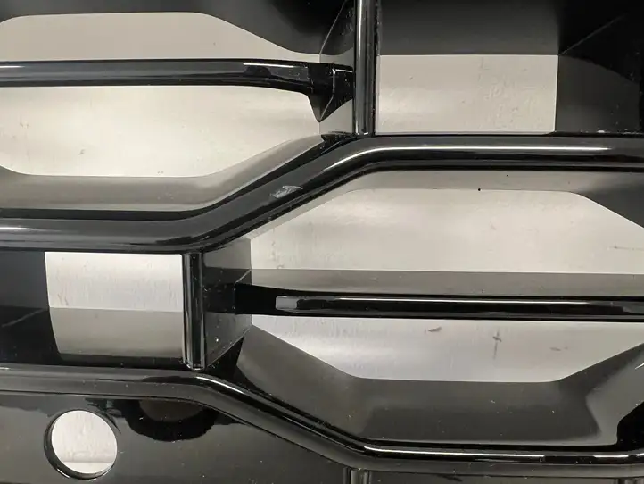 Audi Q8 (2018 - ) 4M8853651BN Передняя решетка — фото 9