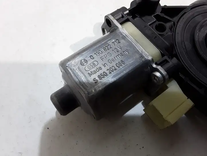 Audi A3/S3 8V (2012 - 2016) 0130822712 Стеклоподъемник задней двери — фото 4