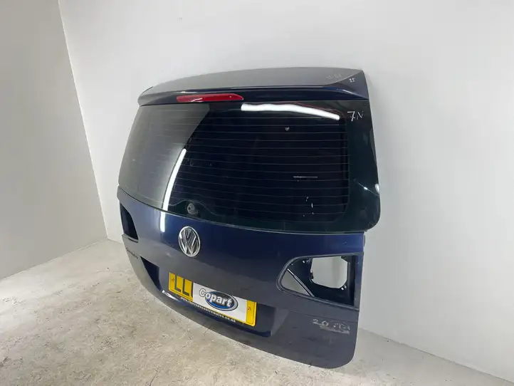 Volkswagen Sharan (2010 - 2015) 7N0827159B Крышка багажника — фото 9