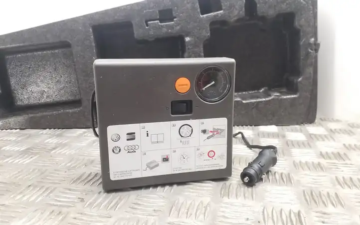 Seat Leon (5F) (2012 - 2019) 5F0012109A Ящик для инструментов — фото 4