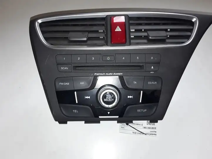 Honda Civic IX (2011 - 2017) 39100TA9E710M1 Магнитола / мультимедийная система — фото 1