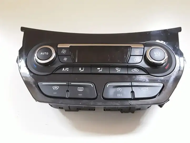 Ford Kuga II (2013 - 2019) DV4T18C612AE Блок управления кондиционером — фото 1