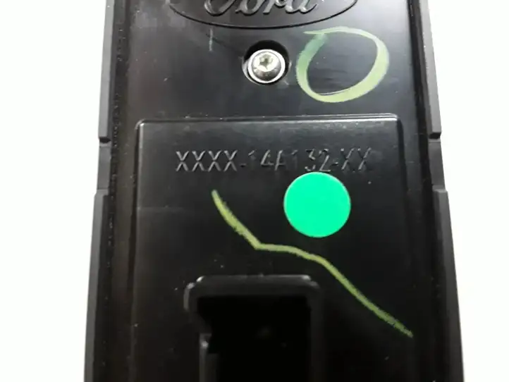 Ford Kuga II (2013 - 2019) XXXX14A132XX Кнопка стеклоподъемников — фото 3