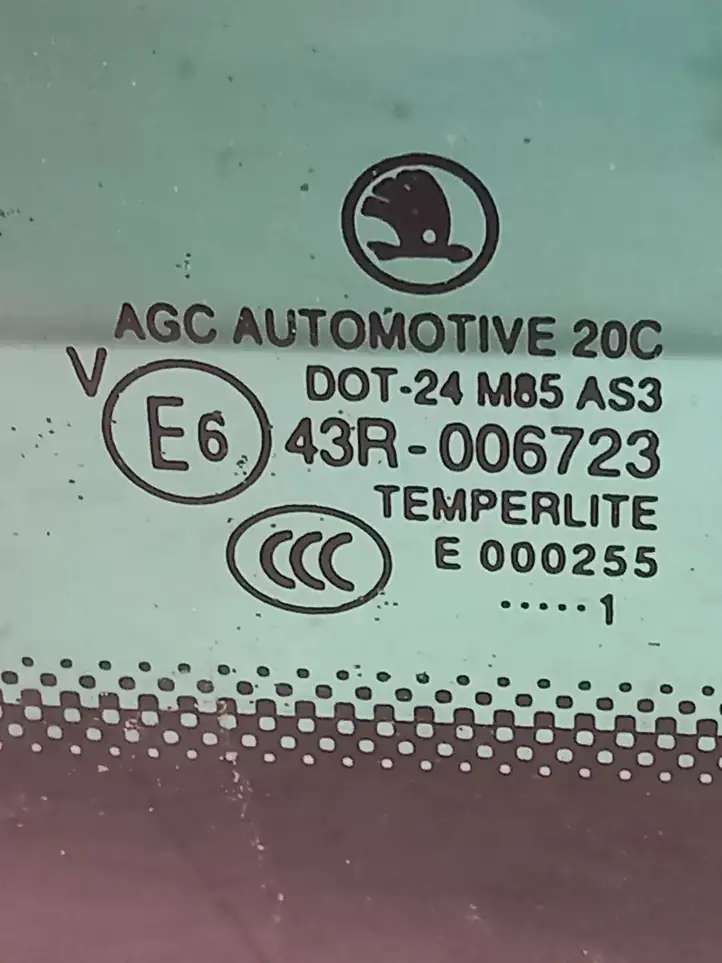 Skoda Yeti (5L) (2009 - 2012) 43R006723 Заднее боковое стекло — фото 3