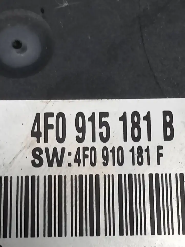 Audi A6 S6 C6 4F (2004 - 2008) 4F0915181B Блок управления аккумулятором — фото 3