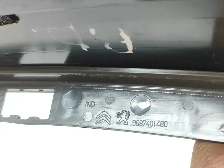 Citroen DS5 (2011 - 2018) 9687401480 Прочая отделка передней двери — фото 3