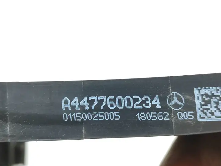 Mercedes-Benz Vito W447 (2014 - ) A4477600234 Крепление наружной ручки раздвижной двери — фото 3