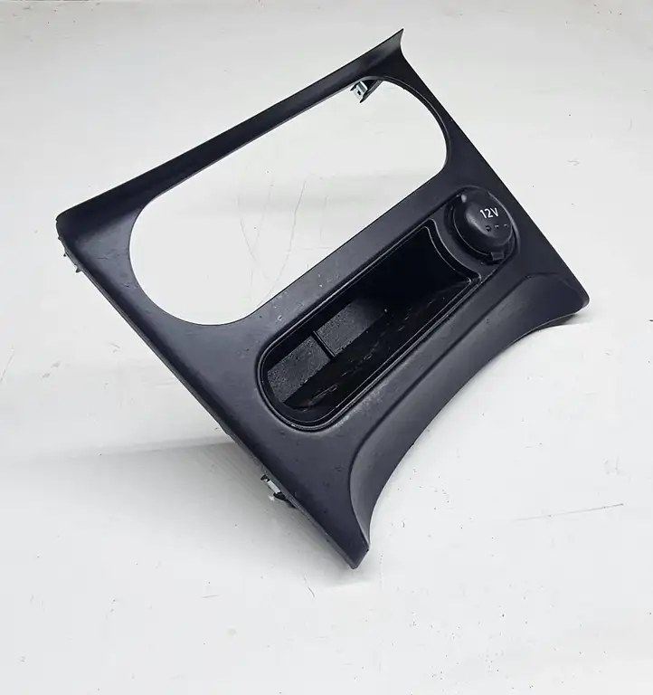 Nissan Qashqai (2006 - 2010) P10450A77500 Накладка прикуривателя — фото 2