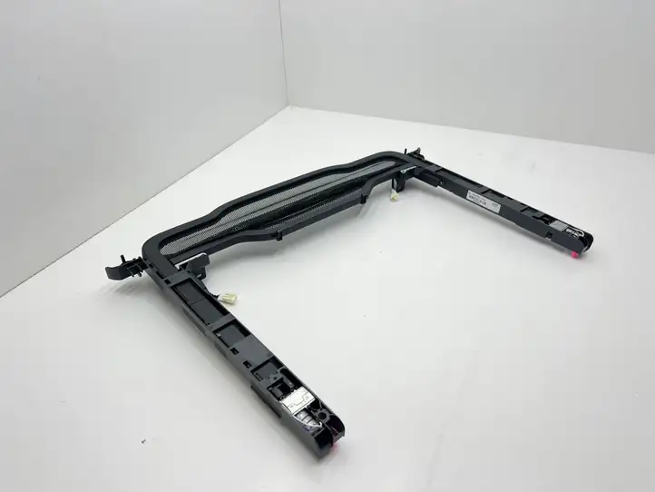 Mercedes-Benz C W205 (2014 - 2021) A2058600074 Воздушный дефлектор — фото 1